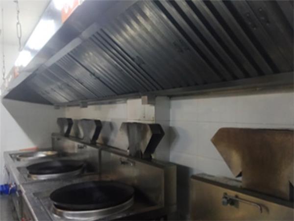 定制商用廚房設(shè)備，必須確定以下幾個方面